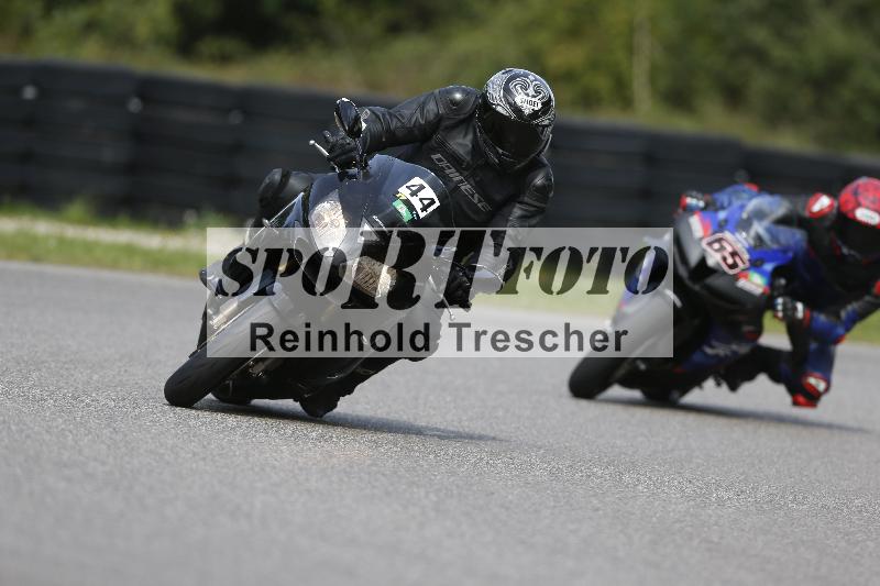 /53 16.09.2025 Track Day Domi Aegerter ADR/Gruppe gruen/44